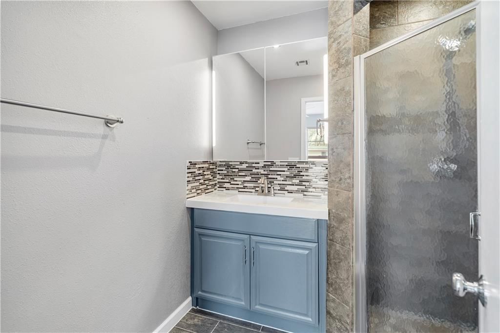 952 Crescent Drive — photo 11