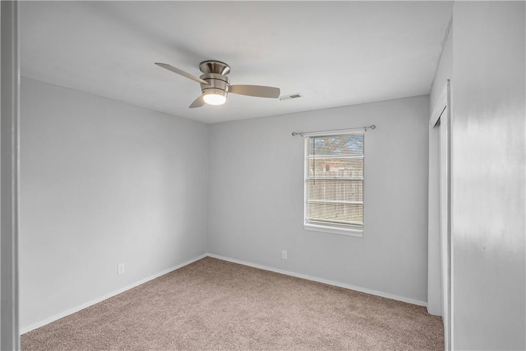 952 Crescent Drive — photo 40