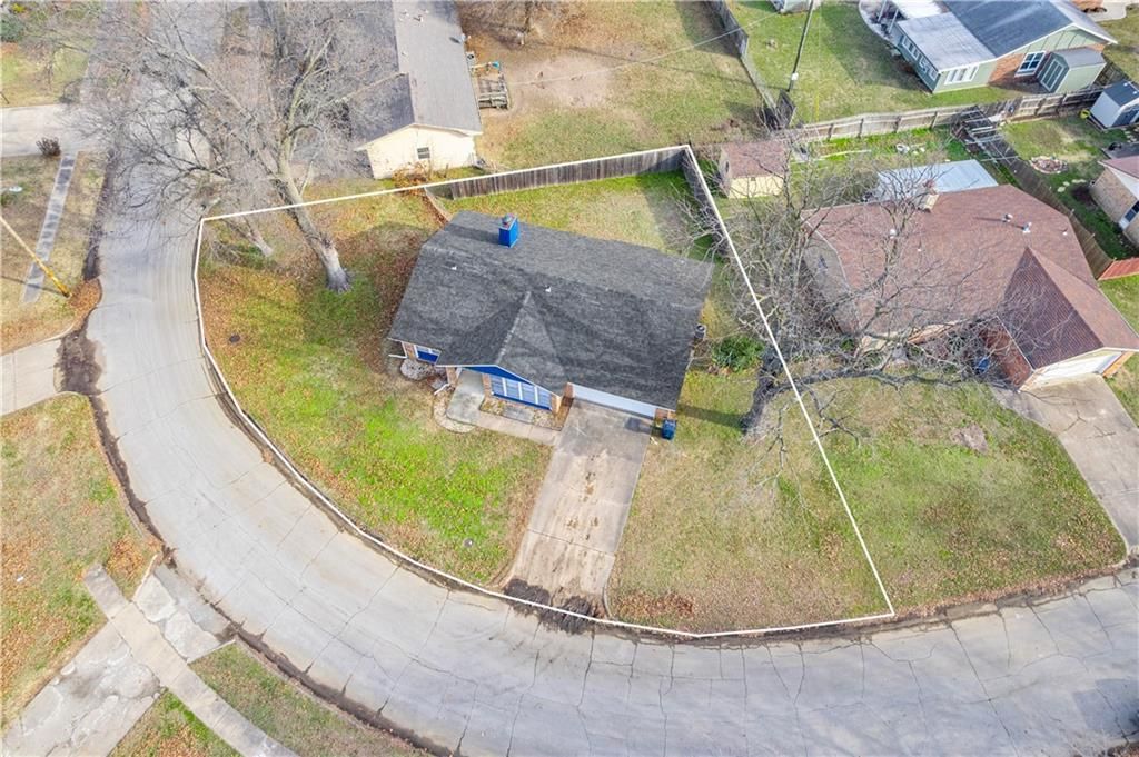 952 Crescent Drive — photo 50