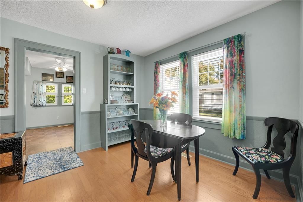 1412 W 5th Street — photo 10