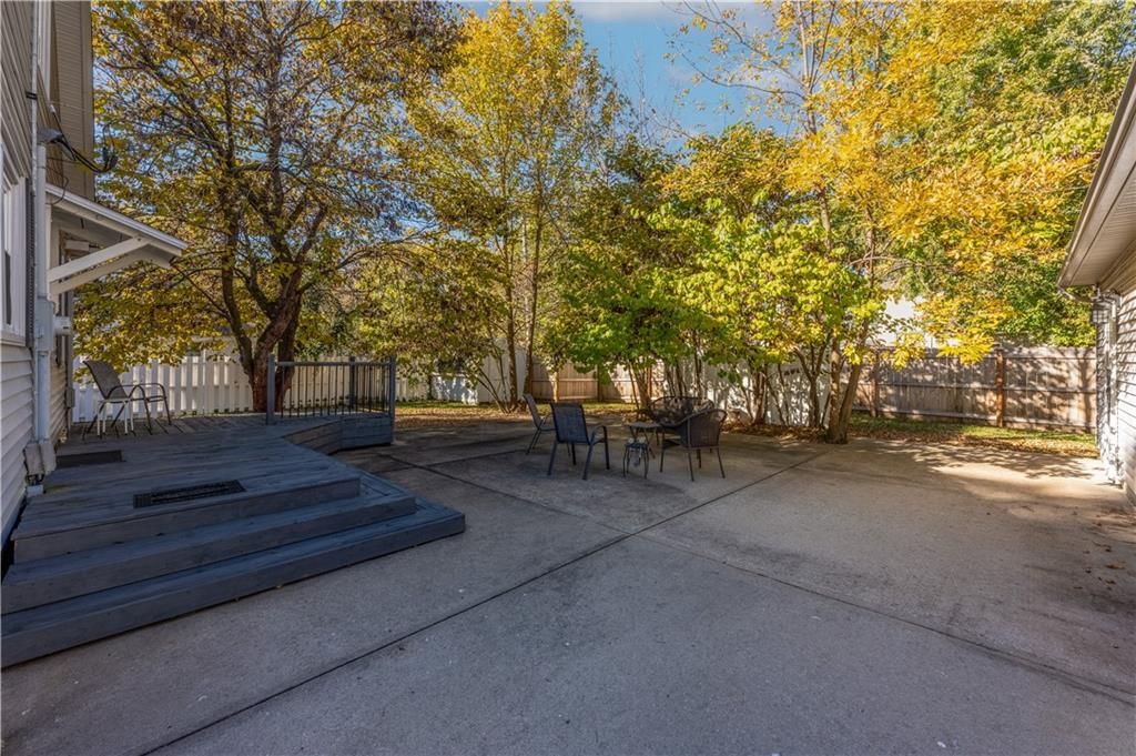 1412 W 5th Street — photo 46