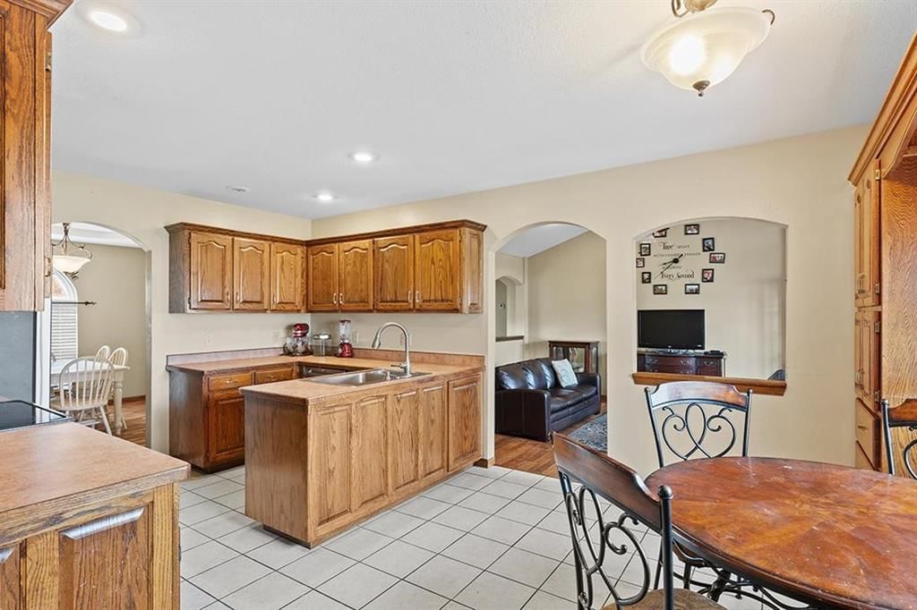 409 W Gault Street — photo 8