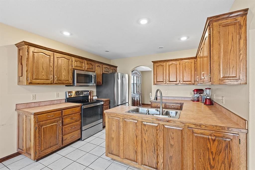 409 W Gault Street — photo 9