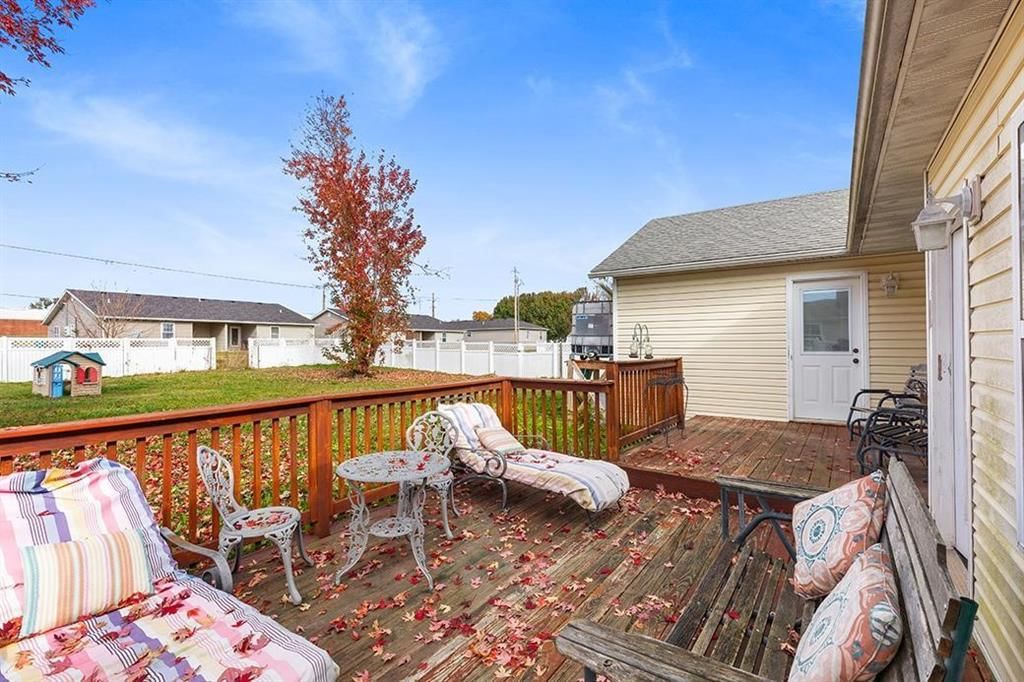409 W Gault Street — photo 22