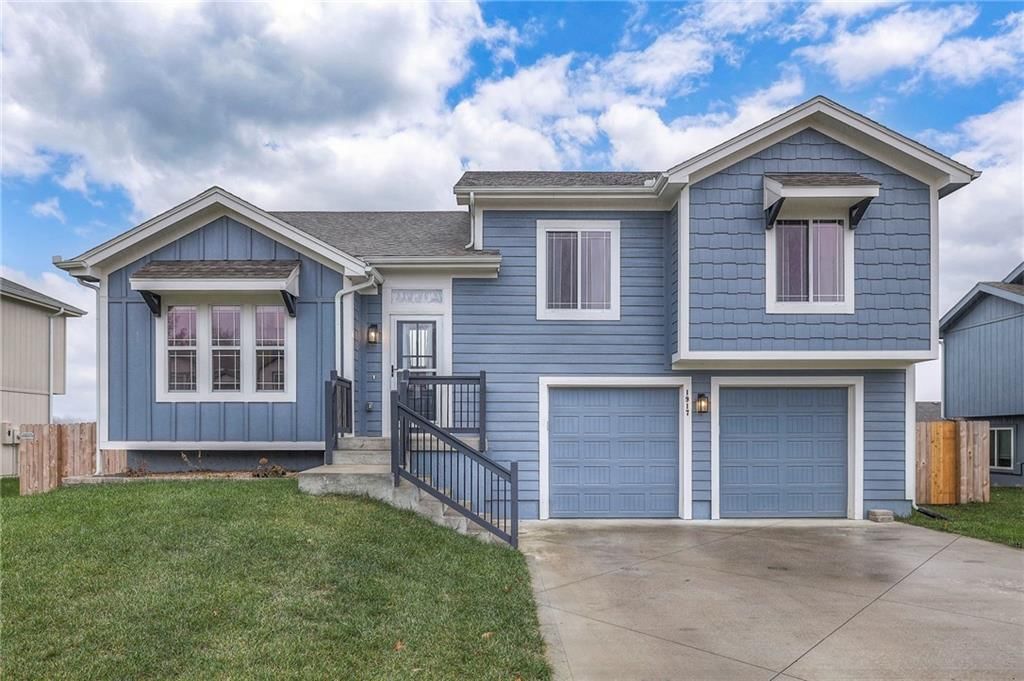 1917 Eagle Drive, Harrisonville, MO