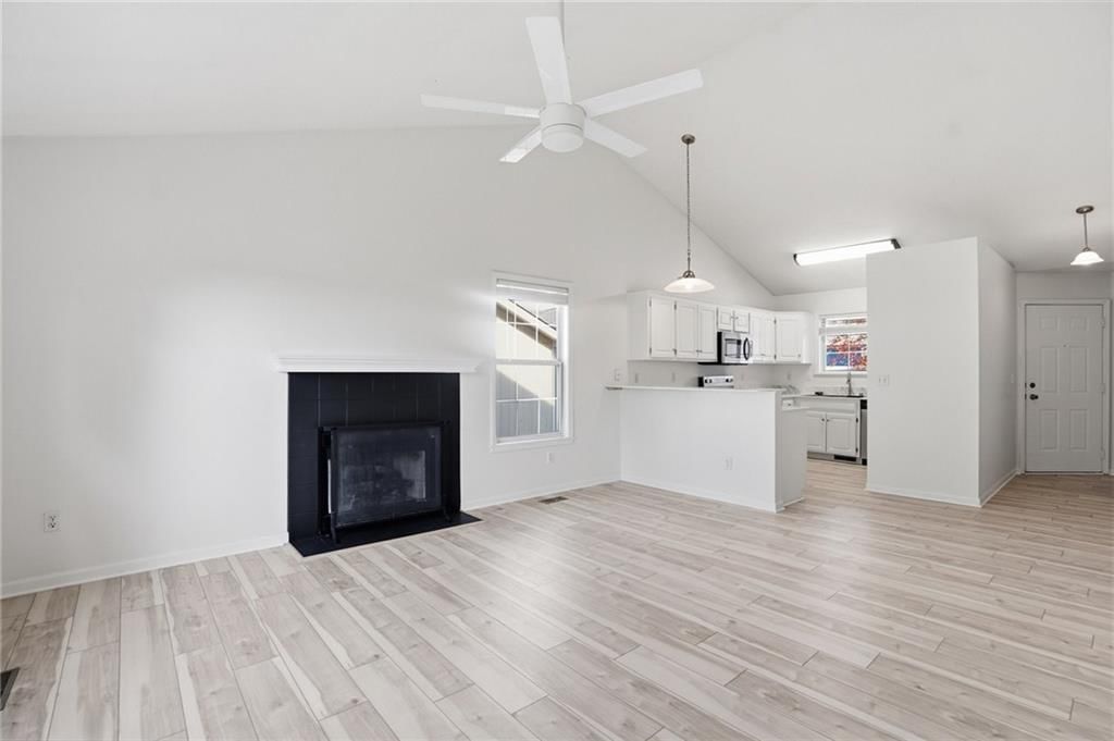 4955 Stoneback Drive — photo 5