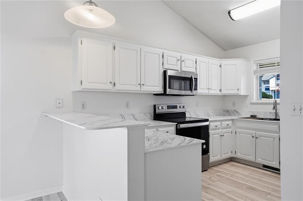 4955 Stoneback Drive — photo 6