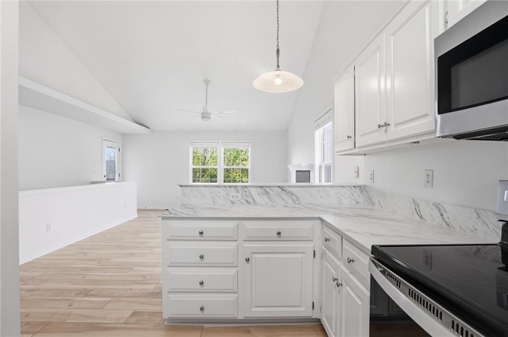 4955 Stoneback Drive — photo 10