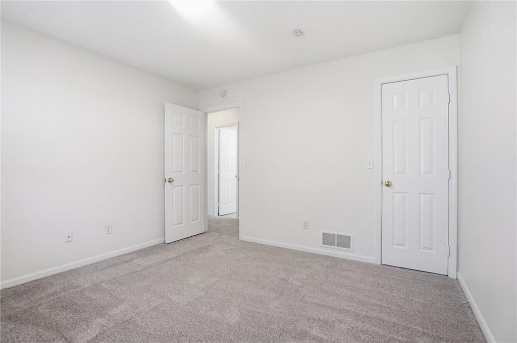 4955 Stoneback Drive — photo 27