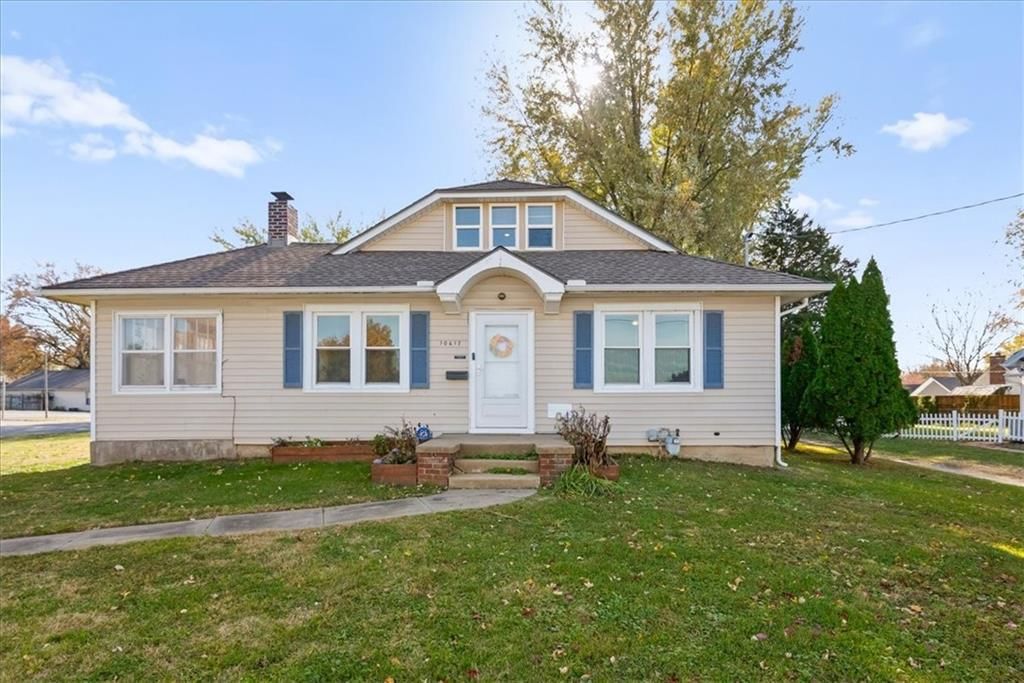 10617 E 18th Street S, Independence, MO