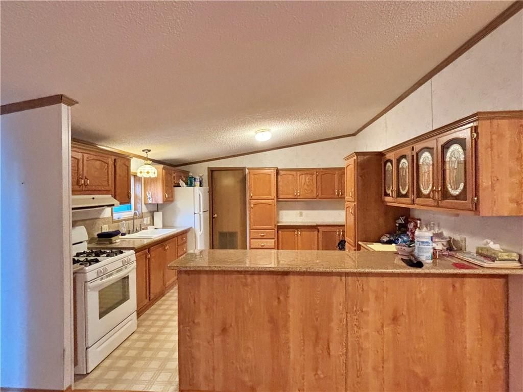 203 E Washington Street — photo 9
