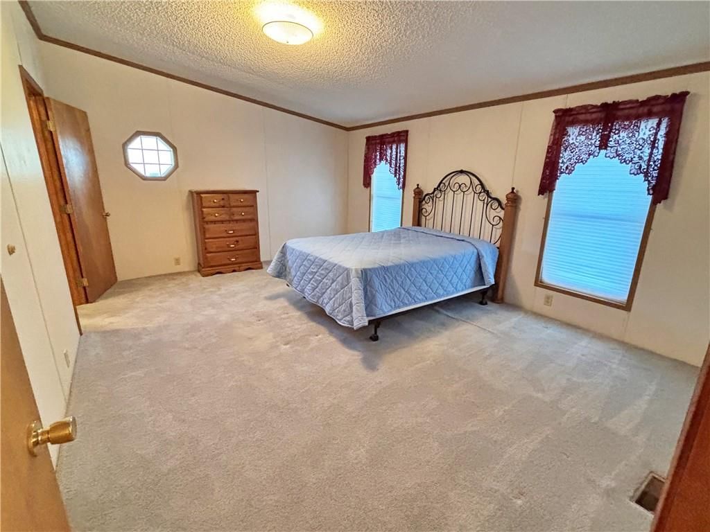 203 E Washington Street — photo 18