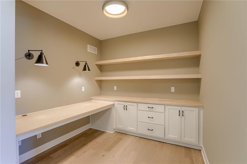 827 Reed Drive — photo 2
