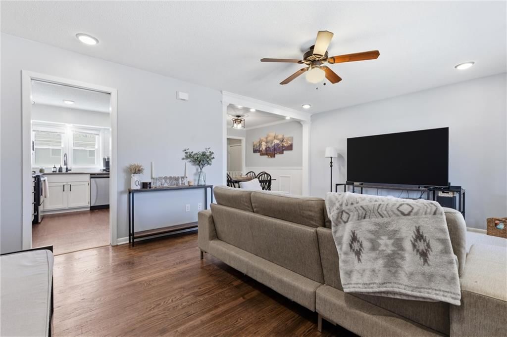 500 N 81st Terrace — photo 5
