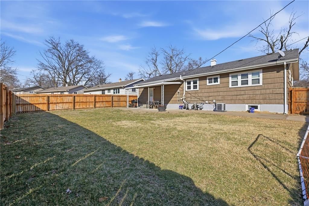500 N 81st Terrace — photo 37