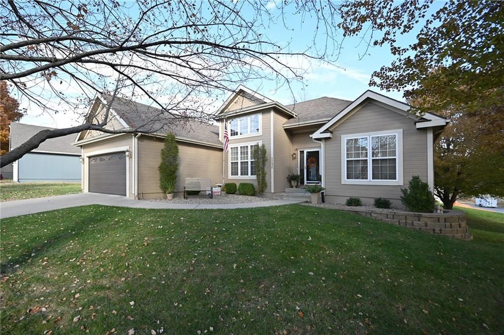 13435 Timber Park Drive — photo 1