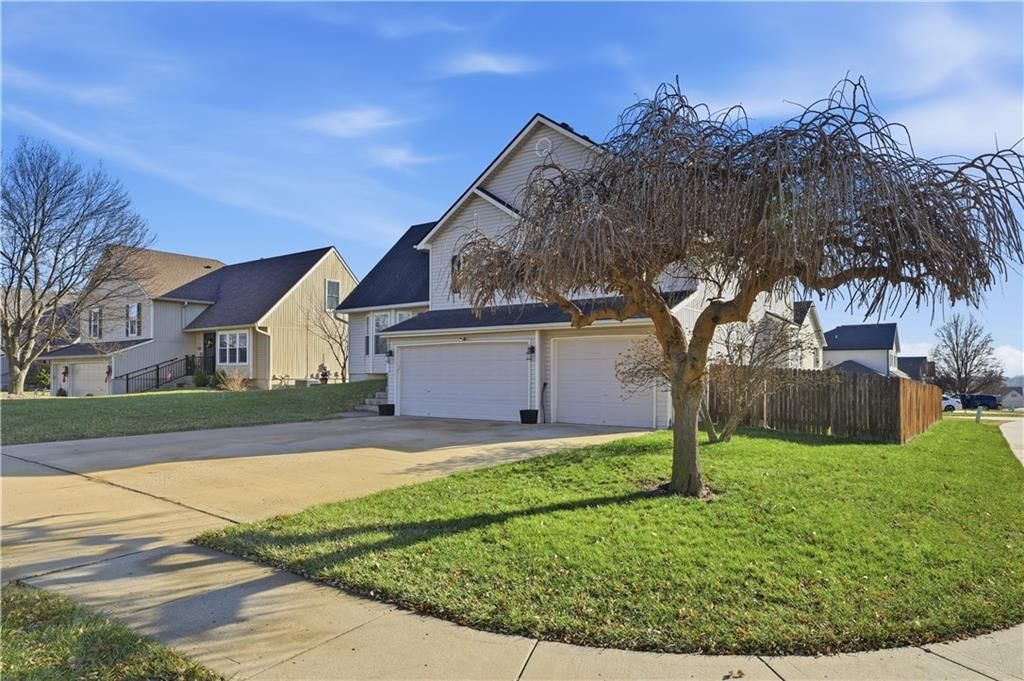 10613 NW 86th Street — photo 2