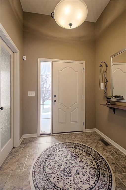 4605 SW Olympia Circle SW — photo 4