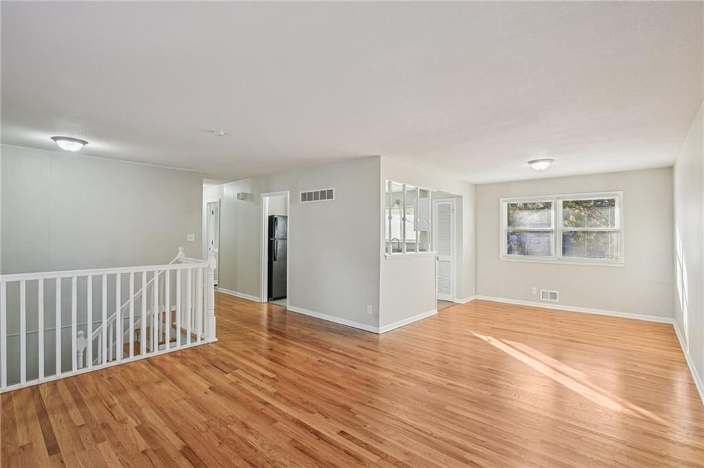 15415 E 41st Street — photo 6