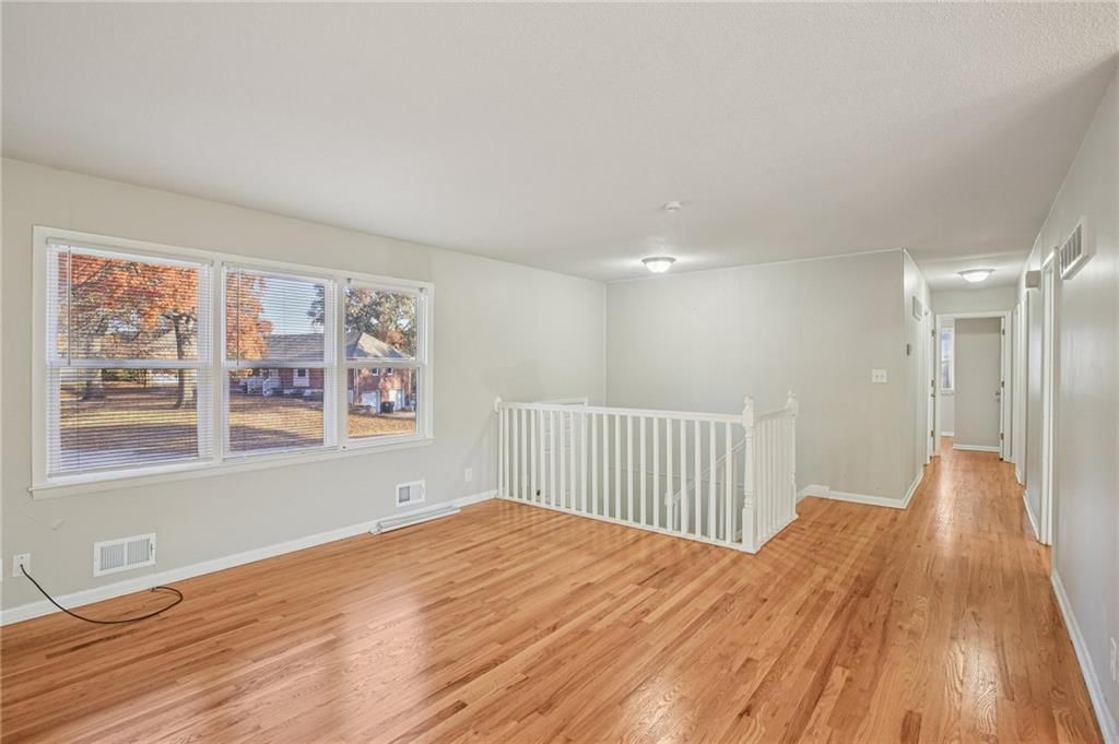 15415 E 41st Street — photo 7