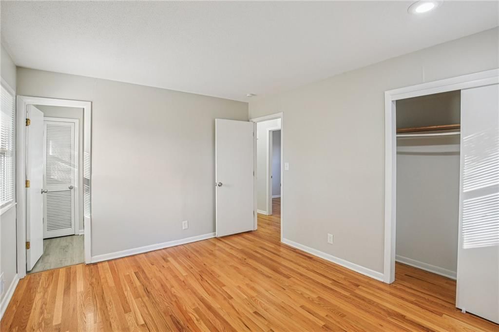 15415 E 41st Street — photo 17