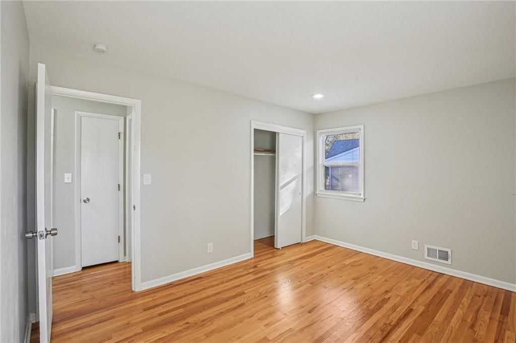 15415 E 41st Street — photo 18