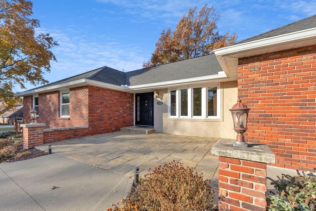 2100 NE 85th Road — photo 9