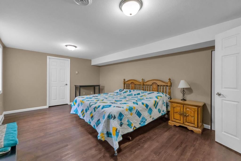 2100 NE 85th Road — photo 49