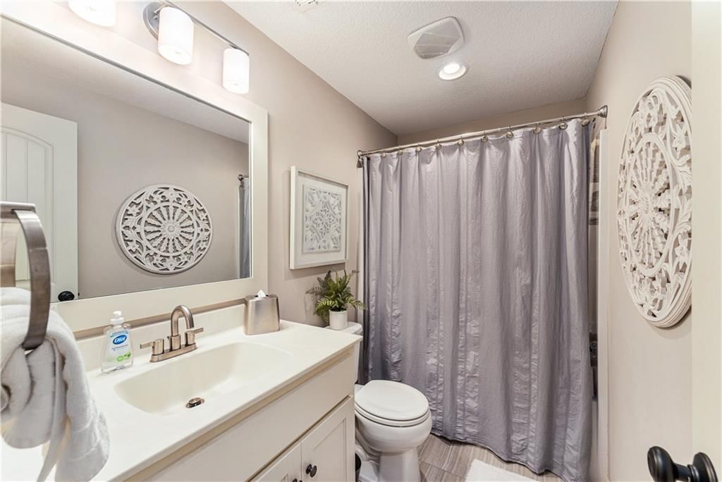 19308 W 200th Street — photo 32