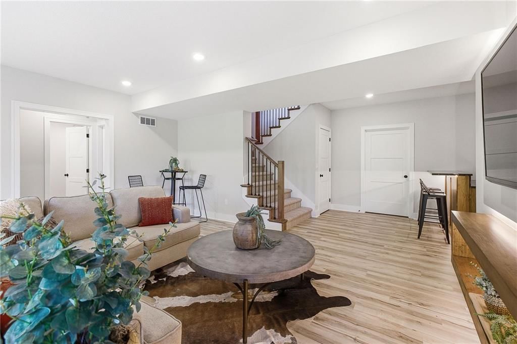 916 Savannah Lane — photo 59