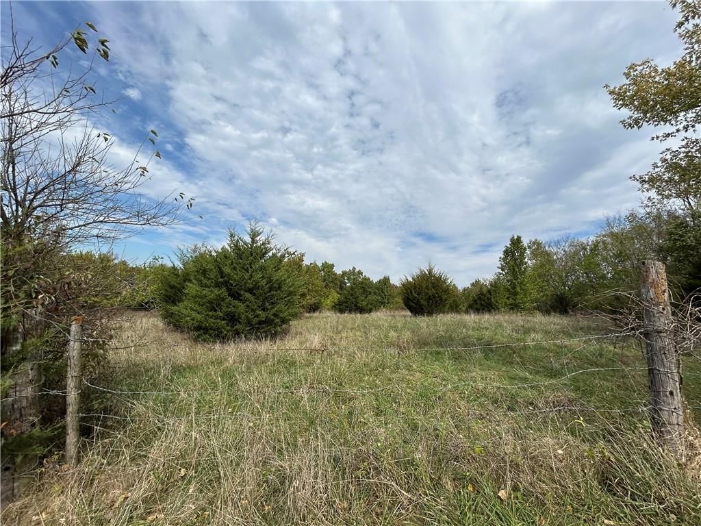 1953 NW 370th Road — photo 10