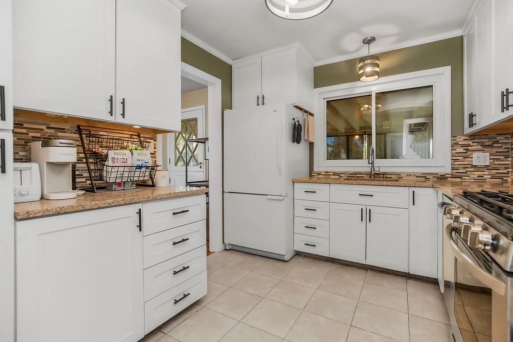6949 Russell Street — photo 3