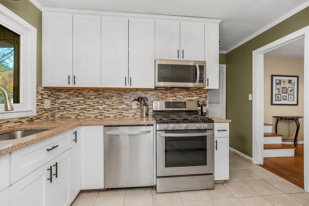 6949 Russell Street — photo 14