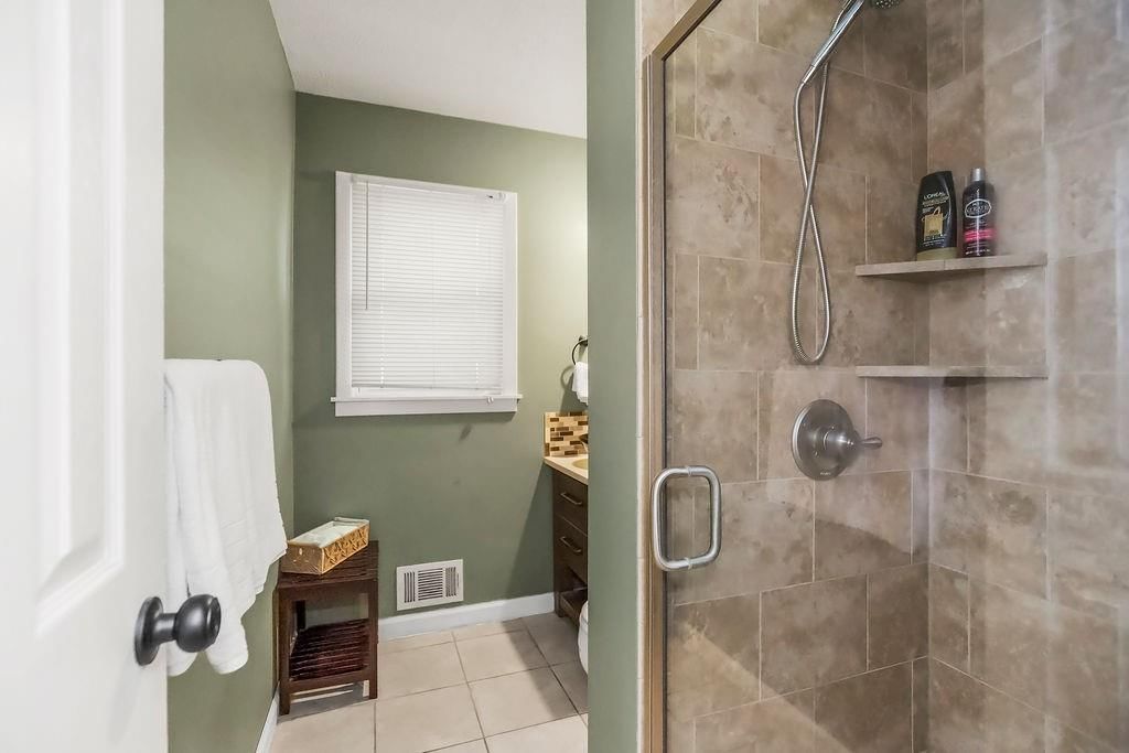 6949 Russell Street — photo 18