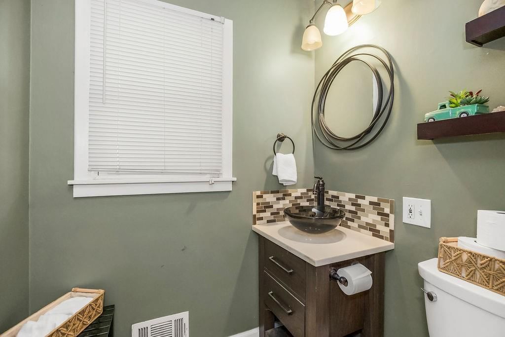 6949 Russell Street — photo 19