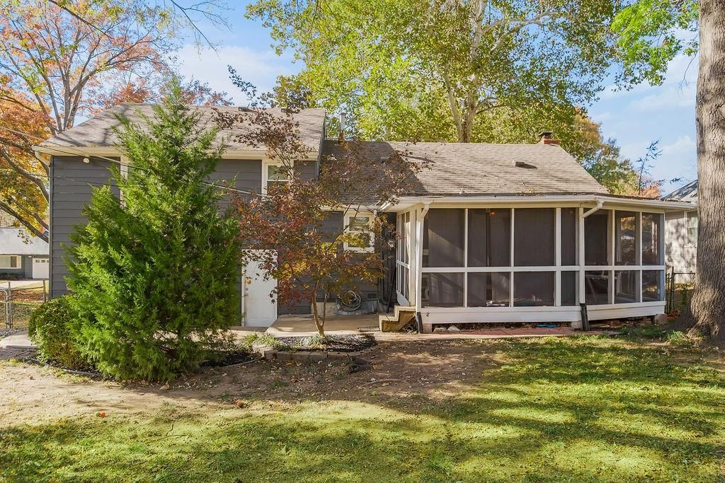 6949 Russell Street — photo 27