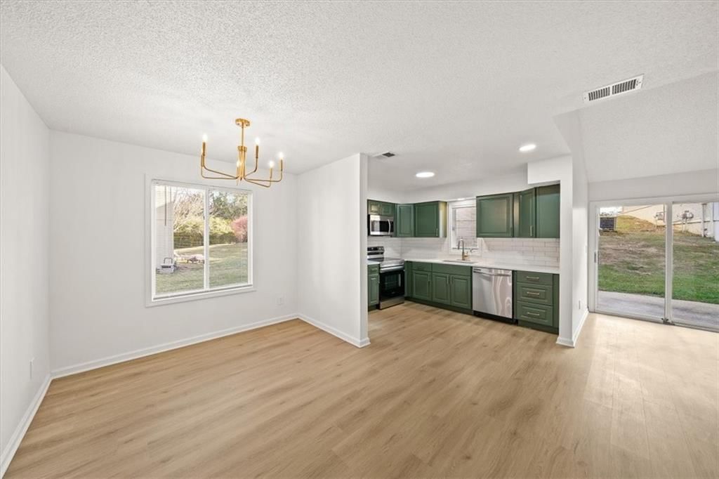 12435 Charlotte Street — photo 2