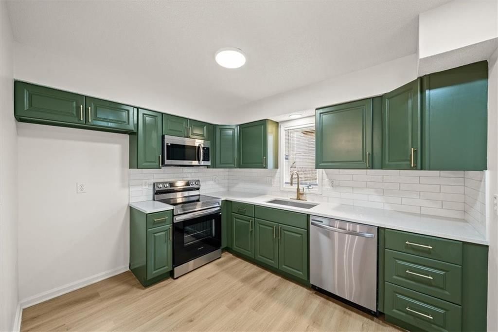12435 Charlotte Street — photo 3
