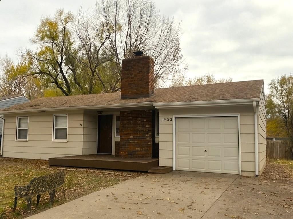 1633 W 20th Street — photo 2