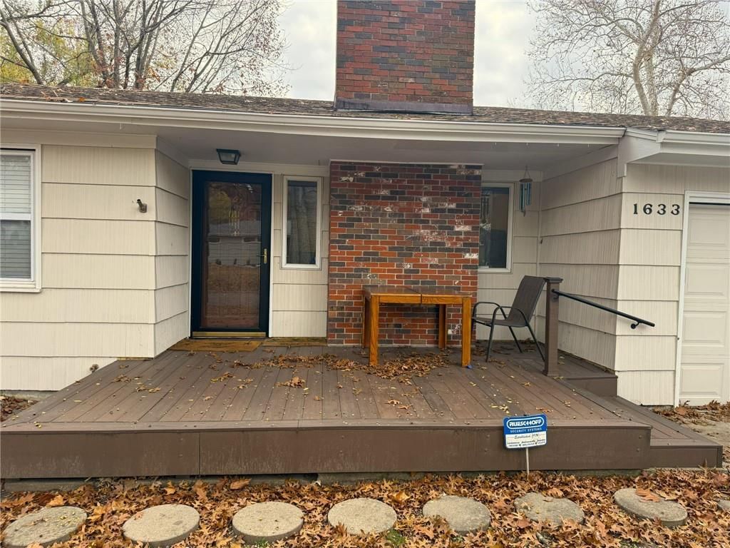 1633 W 20th Street — photo 3