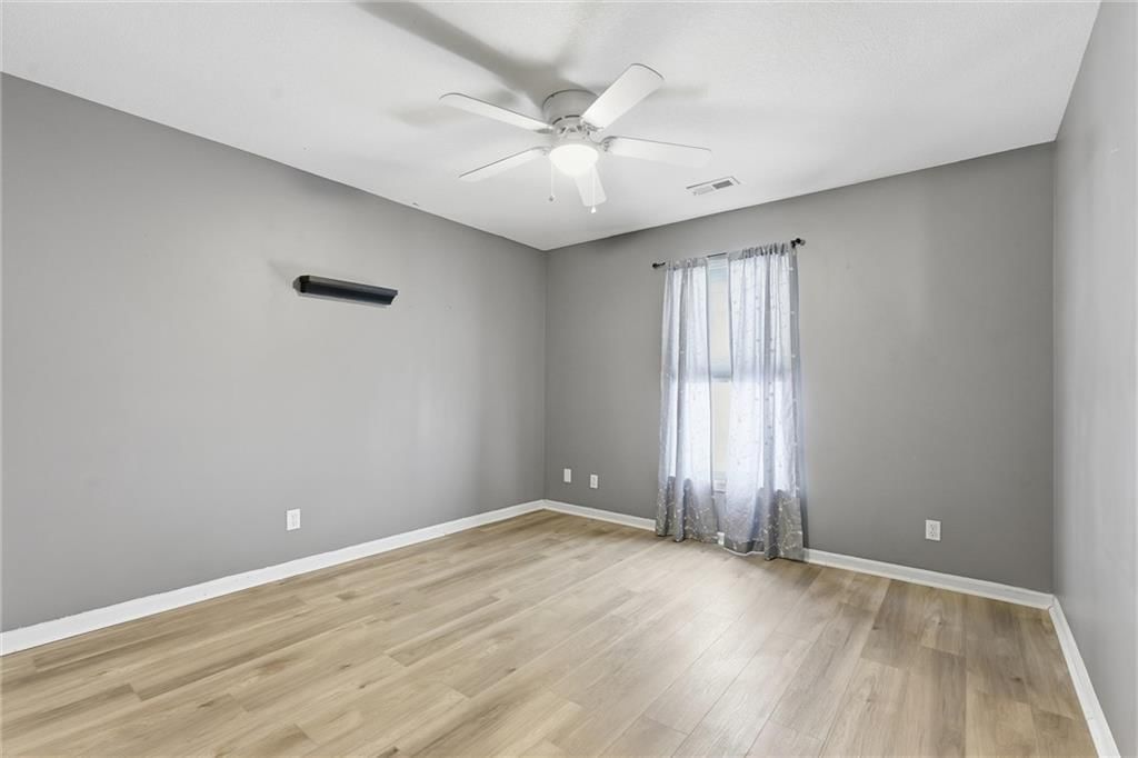 1323 N 158th Court — photo 14