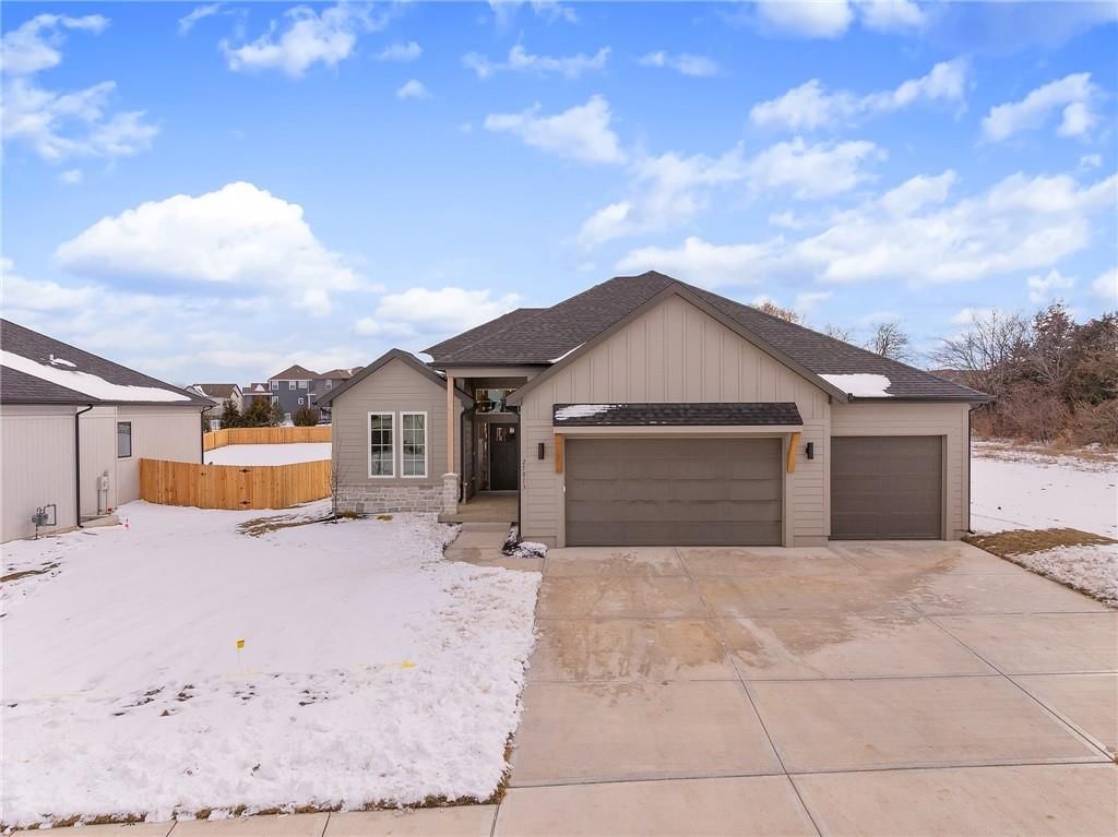 25174 W 141st Street — photo 3