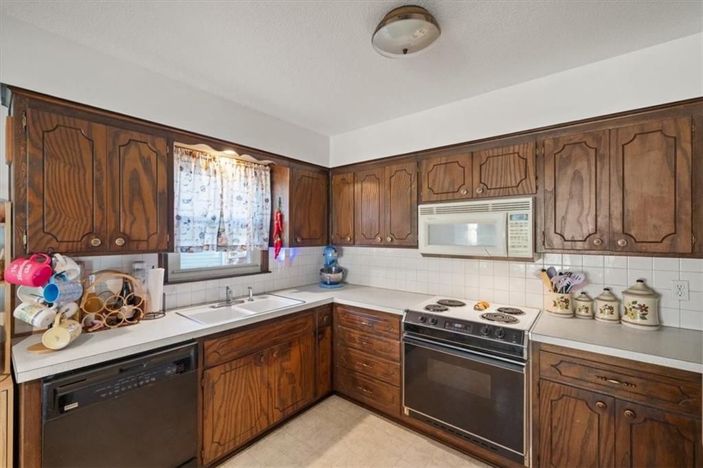 3017 S 56th Street — photo 12