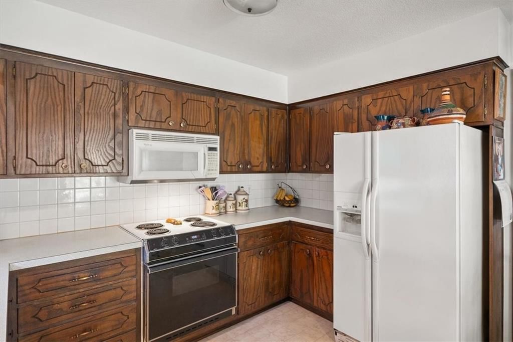 3017 S 56th Street — photo 13