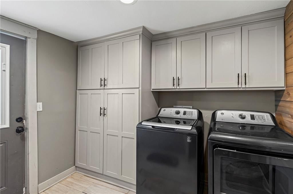 401 E Ely Street — photo 20