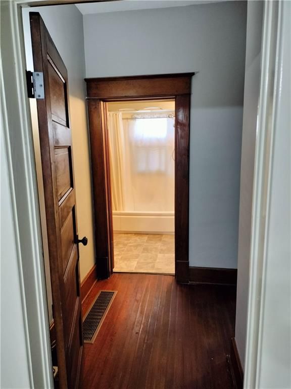 3311 Seneca Street — photo 12