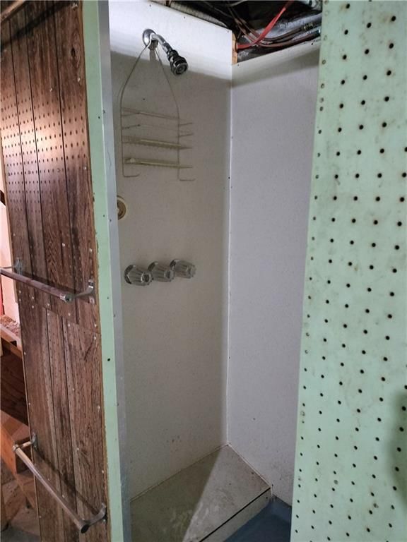 3311 Seneca Street — photo 20