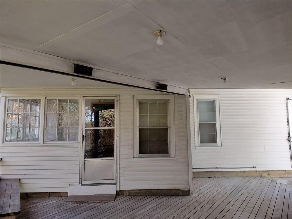 3311 Seneca Street — photo 27