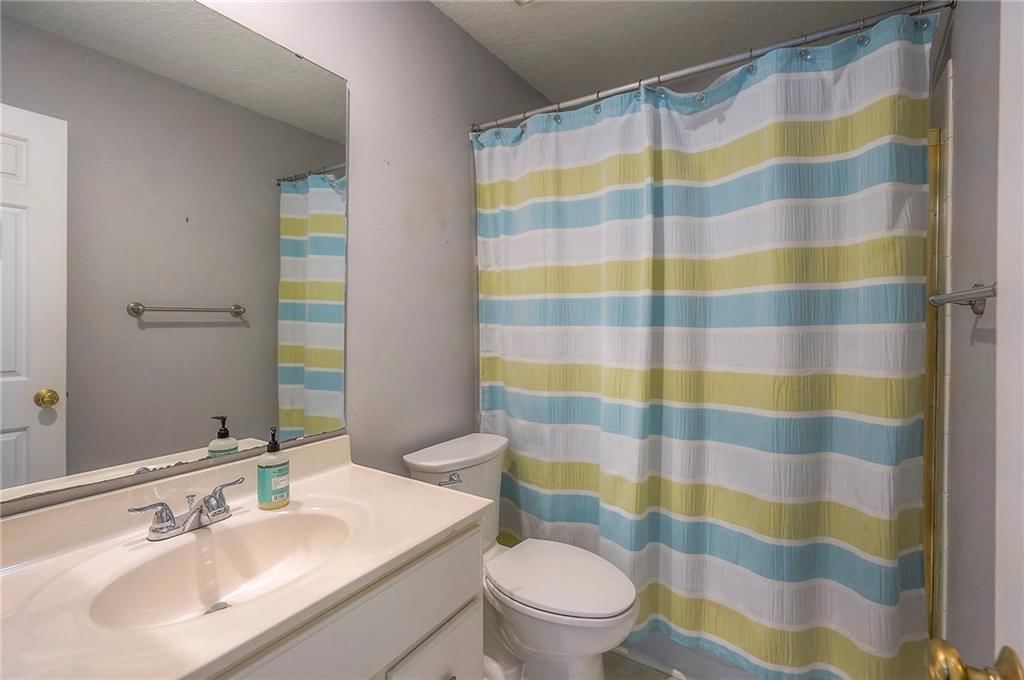 8517 W 109th Terrace — photo 22