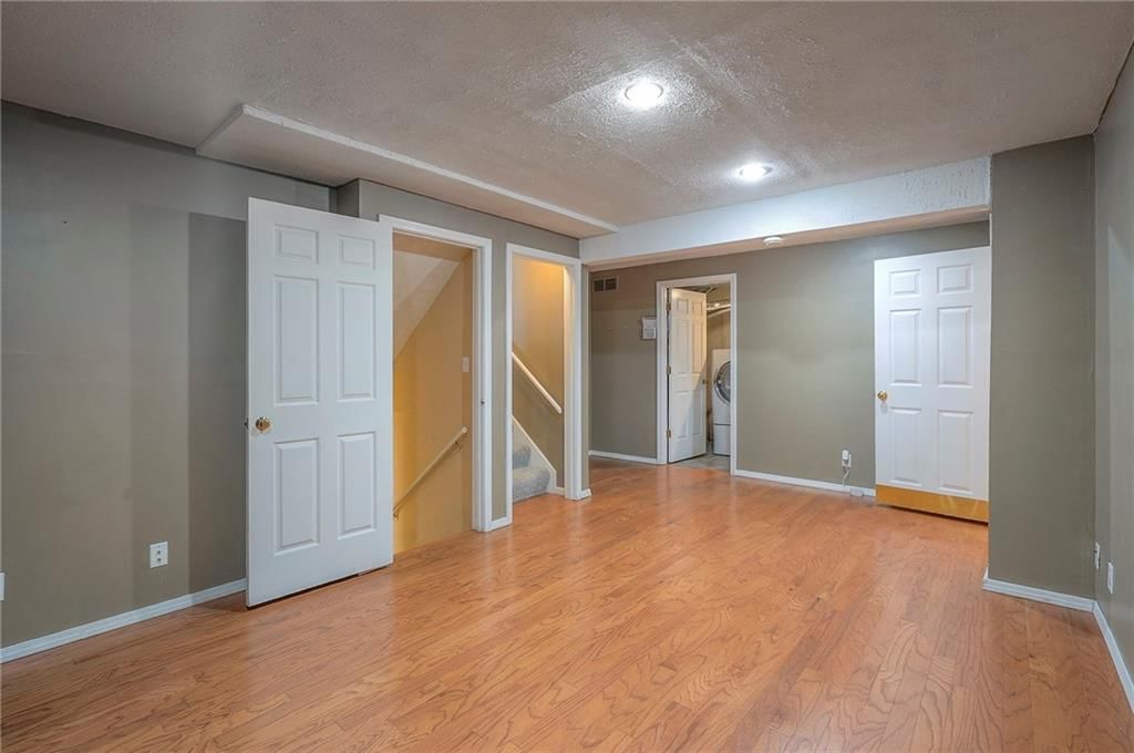 8517 W 109th Terrace — photo 31